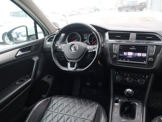 Volkswagen Tiguan  1.4 TSI R-Line