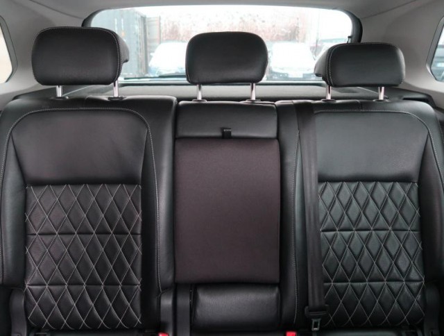 Volkswagen Tiguan  1.4 TSI R-Line