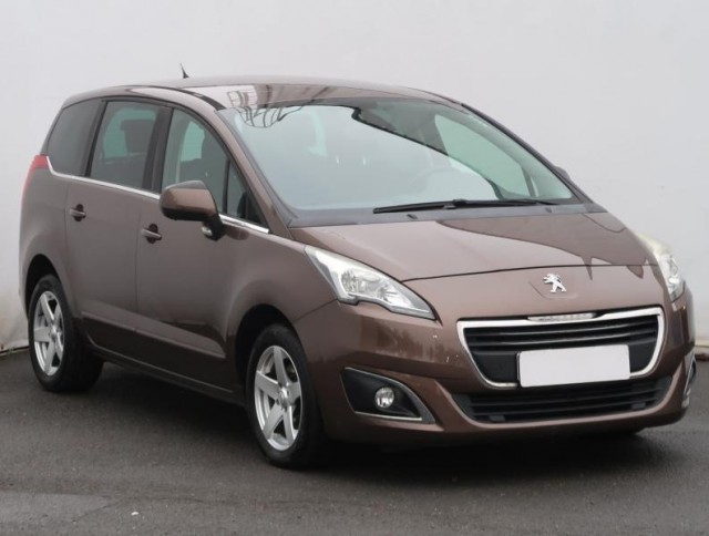 Peugeot 5008  1.6 HDi 