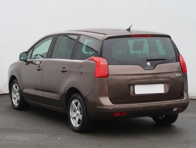 Peugeot 5008  1.6 HDi 