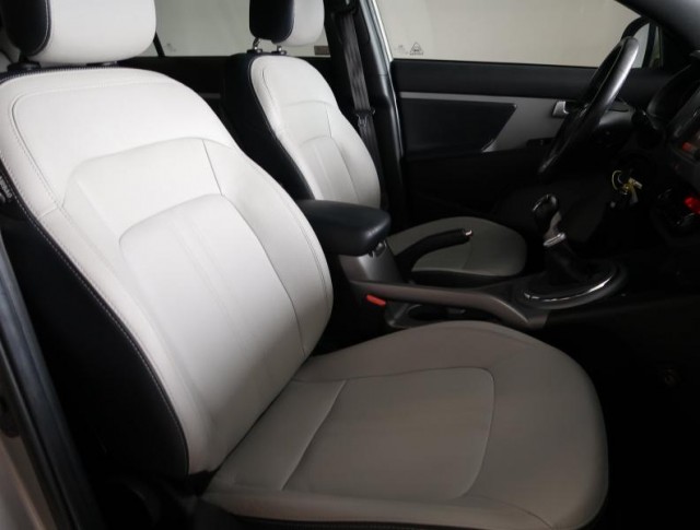 Kia Sportage  1.7 CRDi 