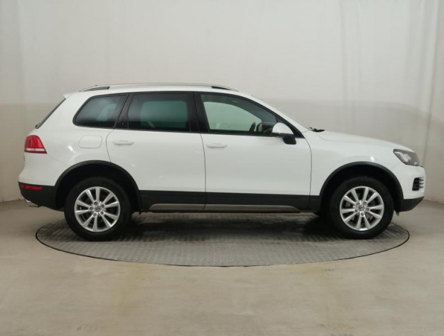 Volkswagen Touareg  3.0 TDI 
