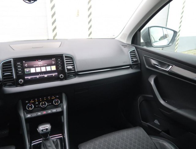 Škoda Karoq  1.5 TSI Style Plus