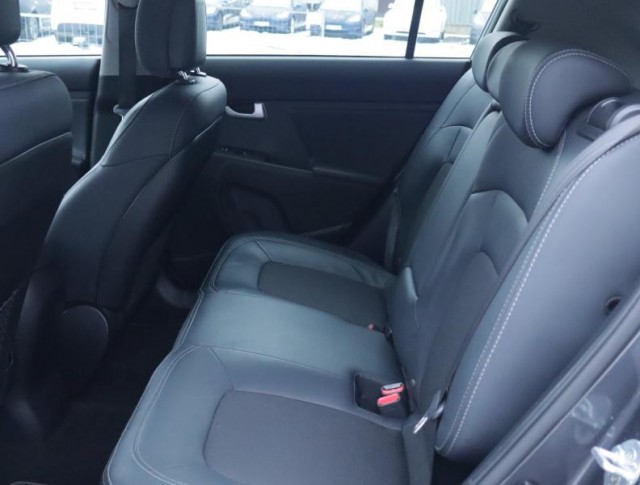 Kia Sportage  1.6 GDI 