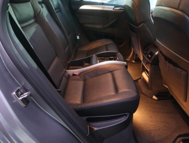 BMW X6  xDrive40d 