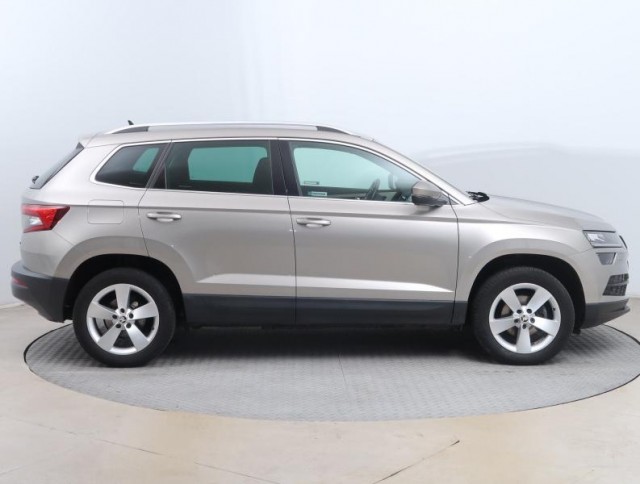 Škoda Karoq  1.5 TSI 