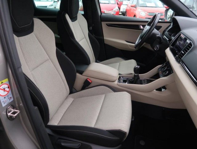 Škoda Karoq  1.5 TSI 