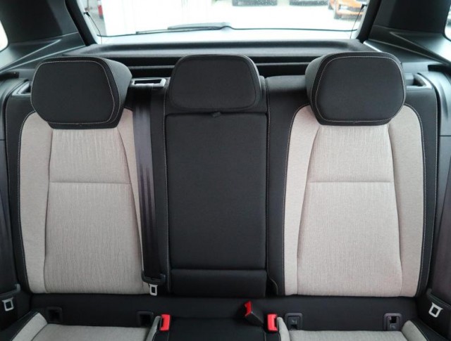 Škoda Karoq  1.5 TSI 