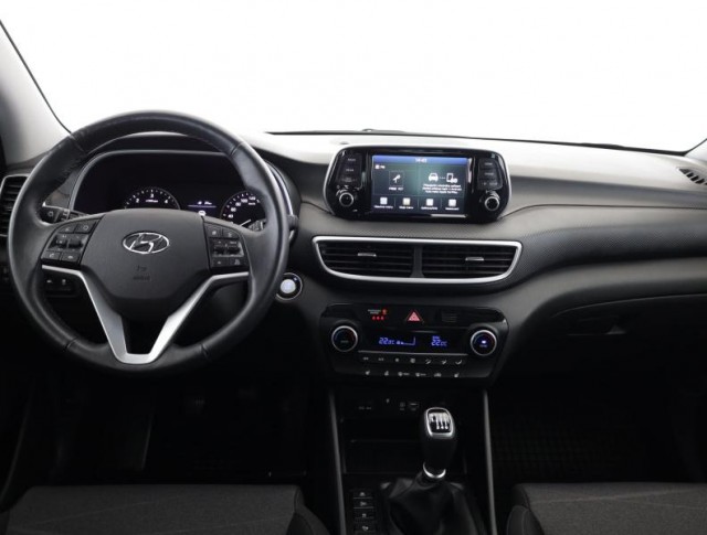 Hyundai Tucson  1.6 CRDi Trikolor