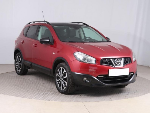Nissan Qashqai  1.6 