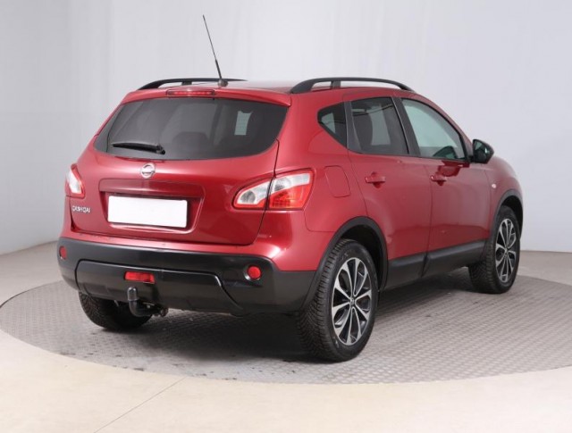 Nissan Qashqai  1.6 