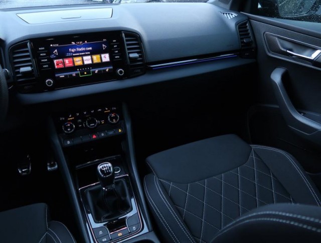 Škoda Karoq  1.5 TSI Sportline