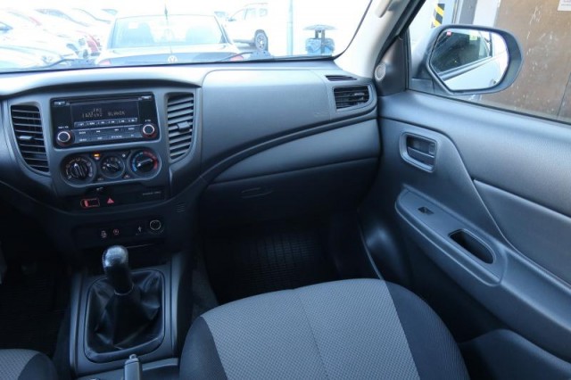 Mitsubishi L200  2.2 DI-D Invite Plus