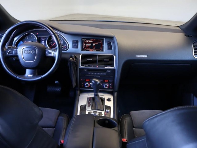 Audi Q7  3.0 TDI S-Line