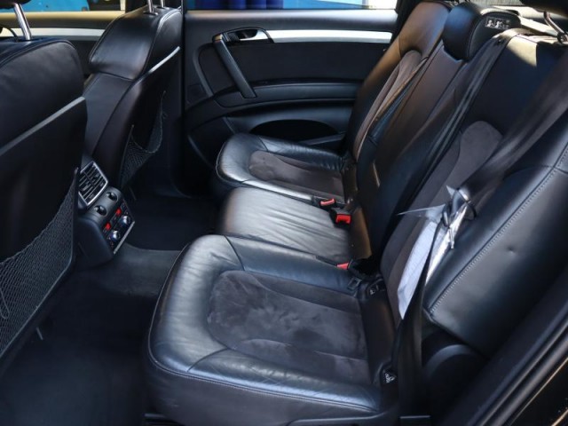 Audi Q7  3.0 TDI S-Line