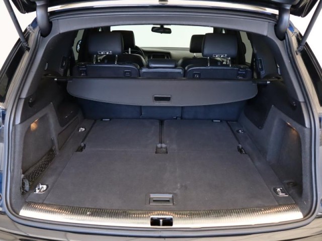 Audi Q7  3.0 TDI S-Line