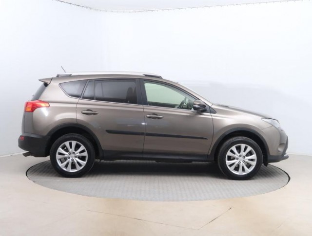 Toyota RAV 4  2.2 D-4D 