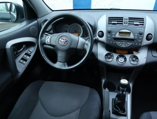 Toyota RAV 4  2.2 D-4D 