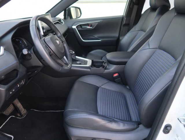 Toyota RAV 4  2.5 Hybrid Selection