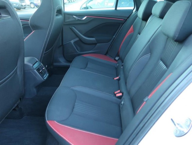 Škoda Kamiq  1.0 TSI Monte Carlo