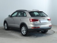 Audi Q3  2.0 TDI basis