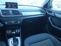 Audi Q3  2.0 TDI basis