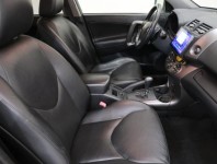 Toyota RAV 4  2.0 VVT-i 