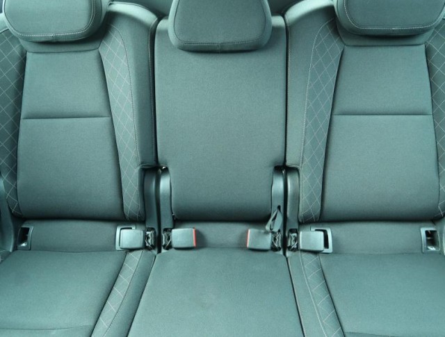 Škoda Karoq  1.6 TDI Ambition Plus