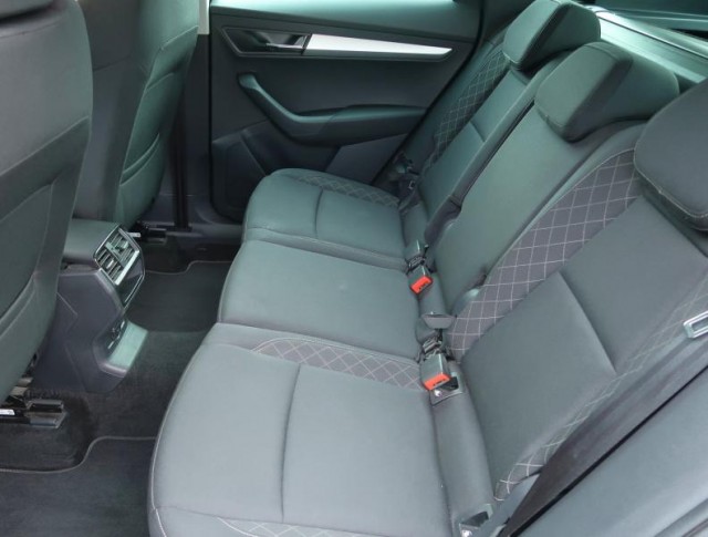 Škoda Karoq  1.6 TDI Ambition Plus