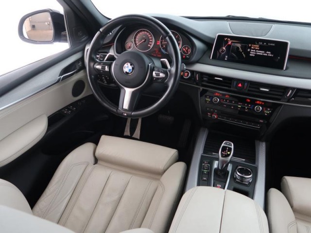 BMW X5  xDrive30d M Paket