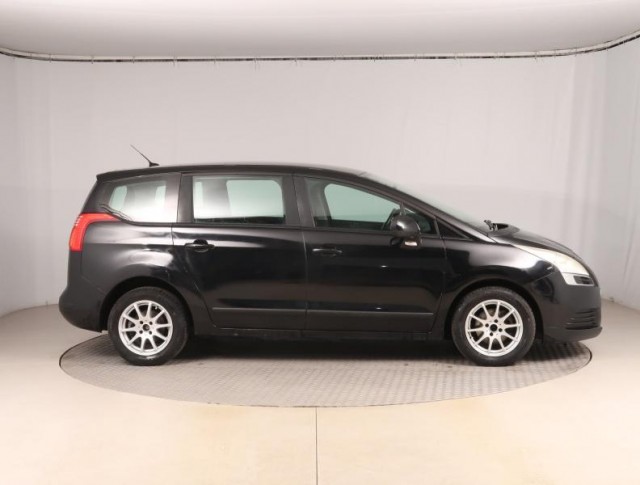 Peugeot 5008  1.6 HDi Access
