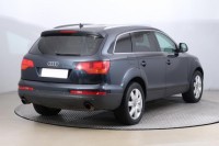 Audi Q7  4.2 FSI 
