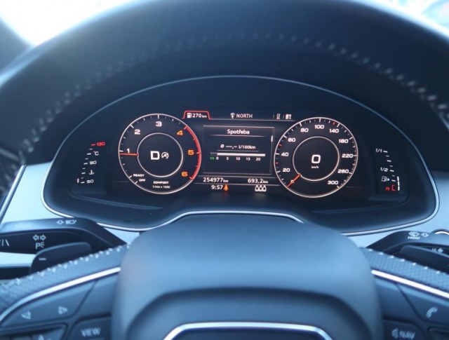 Audi Q7  3.0 TDI S-Line