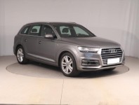 Audi Q7  3.0 TDI S-Line