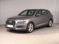 Audi Q7  3.0 TDI S-Line