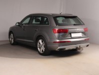 Audi Q7  3.0 TDI S-Line