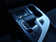 Audi Q7  3.0 TDI S-Line