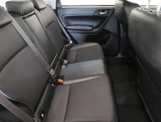 Subaru Forester  2.0 XT 