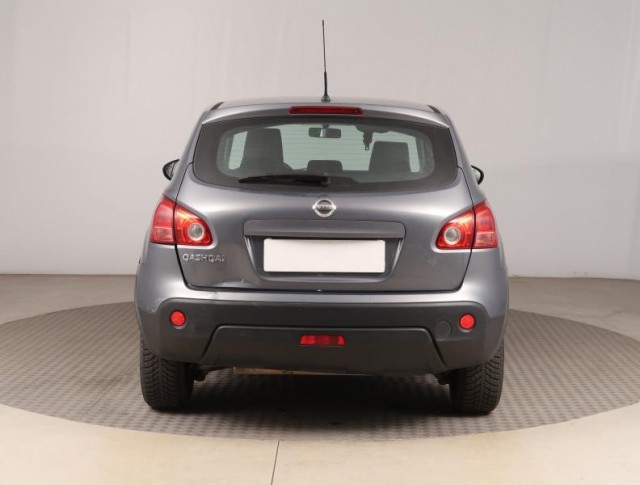 Nissan Qashqai  1.6 