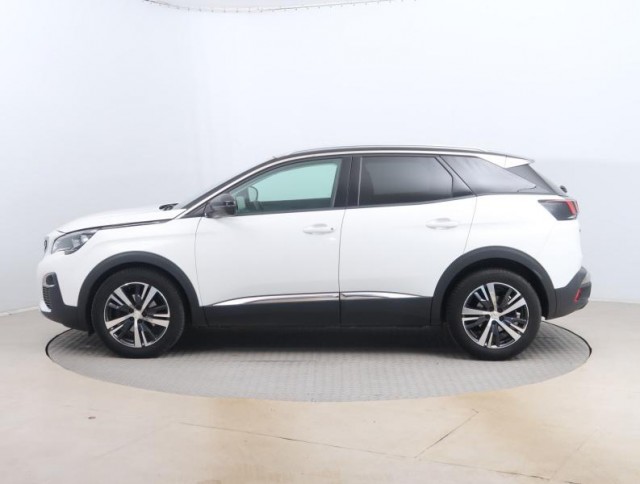 Peugeot 3008  1.2 PureTech 