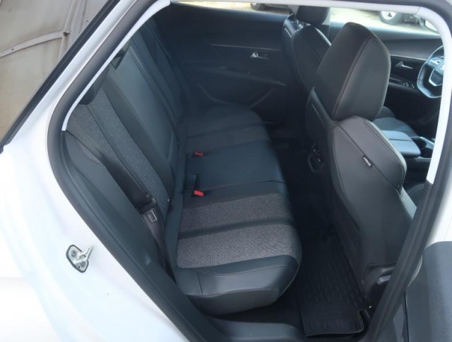 Peugeot 3008  1.2 PureTech 