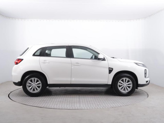 Mitsubishi ASX  2.0 MIVEC 