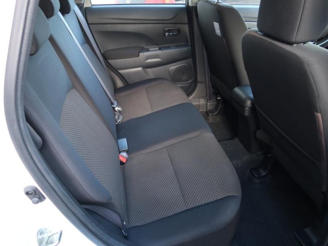 Mitsubishi ASX  2.0 MIVEC 