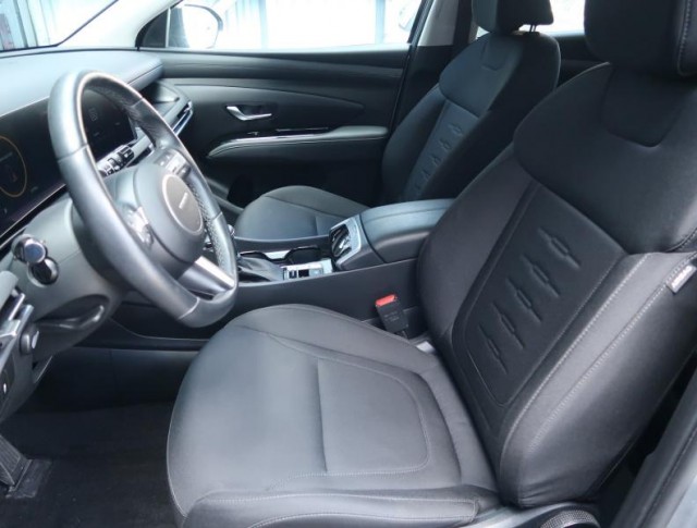 Hyundai Tucson  1.6 T-GDI 48V MHEV 