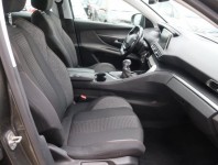Peugeot 3008  1.2 PureTech 