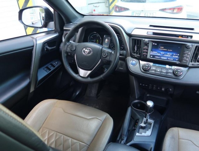 Toyota RAV 4  2.5 Hybrid Selection
