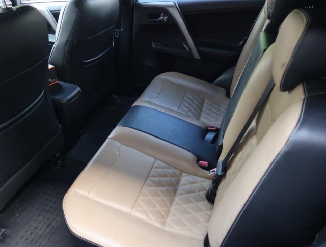 Toyota RAV 4  2.5 Hybrid Selection