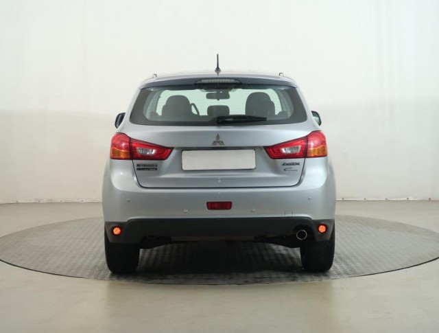 Mitsubishi ASX  1.6 MIVEC 