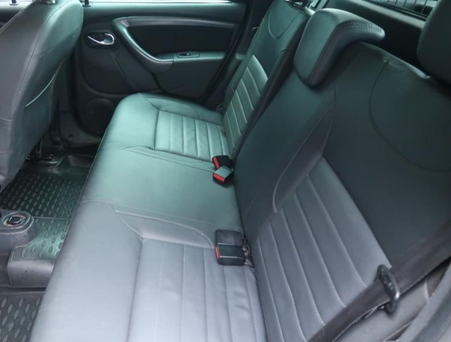 Dacia Duster  1.6 16V Access