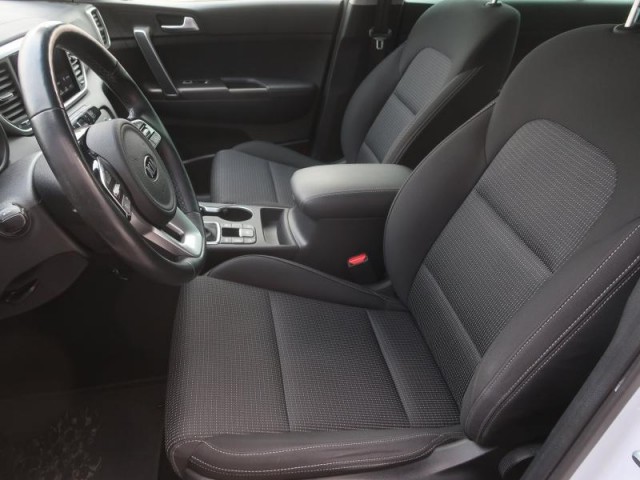 Kia Sportage  1.6 CRDi MHEV 